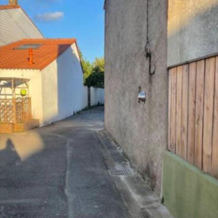 Studio De Charme Proche Nantes & Aeroport Au Calme Rezé Exterior photo
